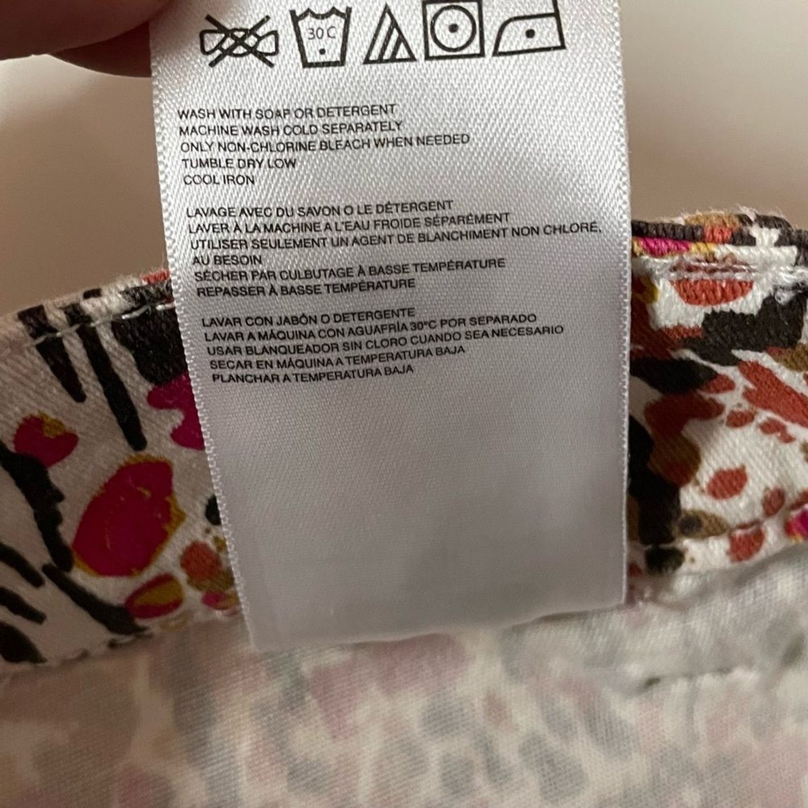 Roxy Cream Multicolored Floral Patterned Short Sh… - image 9