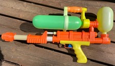Larami Super Soaker 200 Squirt Water Toy Vintage 1990 UNTESTED READ