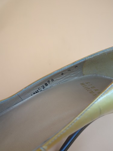 Stuart Weitzman Women's Gold Patent Leather Pointed Toe High Heel Pumps 6.5 M - Picture 6 of 7
