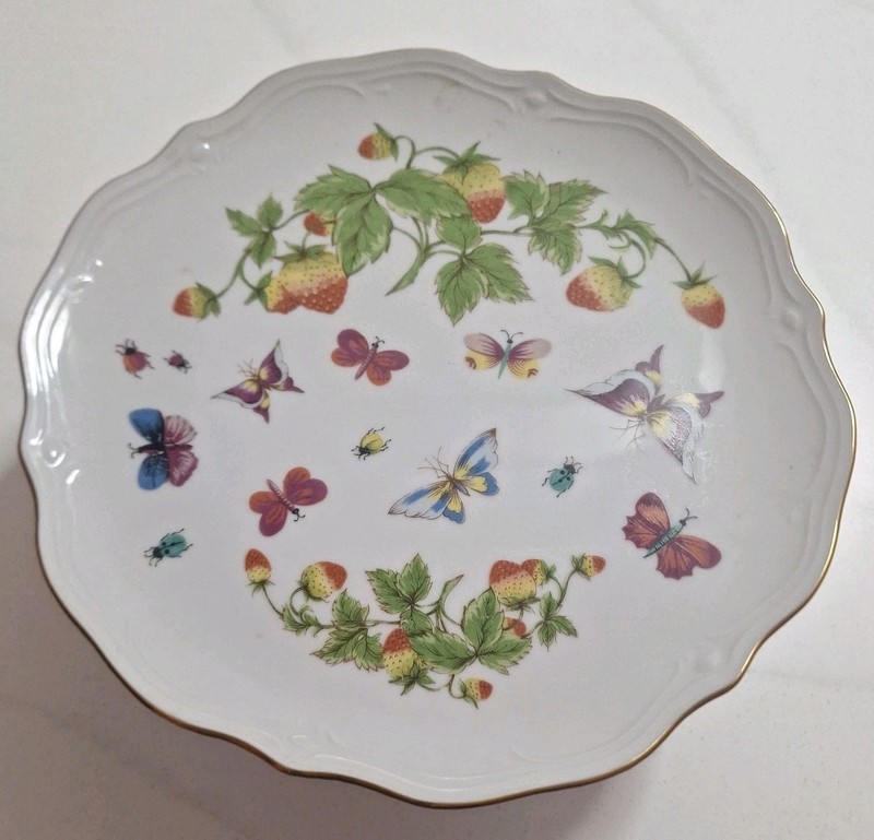 Ardalt Japan Lenwile Strawberries & Butterflies 9” Pedestal Cake/Pie Plate Japan