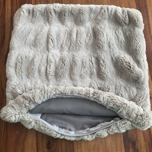 POTTERY BARN Faux Fur Ruched Pillow Cover 18 x 18" Taupe Caramel Square EUC - Picture 5 of 14