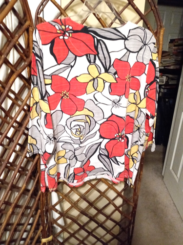 Alfred Dunner Multi Colored pullover top 3/4 sleeve Size Large EUC!!! - Picture 2 of 3