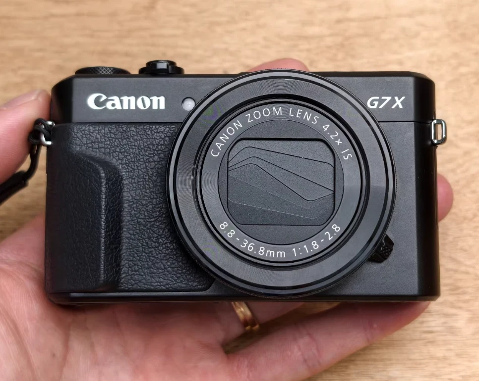 Canon PowerShot G7 X Mark II 17-19.9MP Digital Cameras for Sale