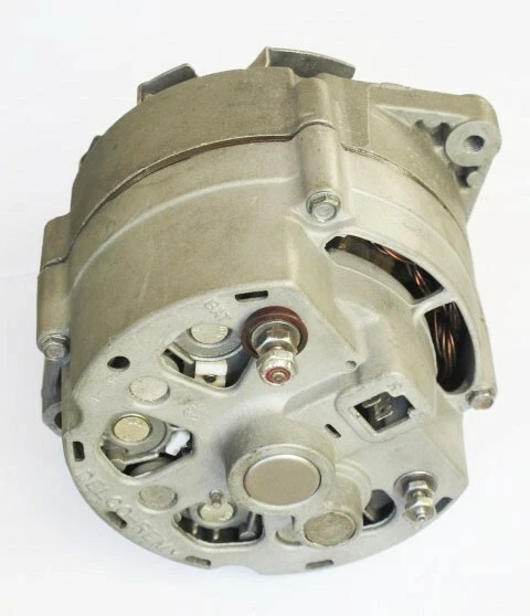 Alternador Chevrolet Corvette 1965-66, Chevelle y Chevy II Delco O.E. #1100694  Foto 2 de 4