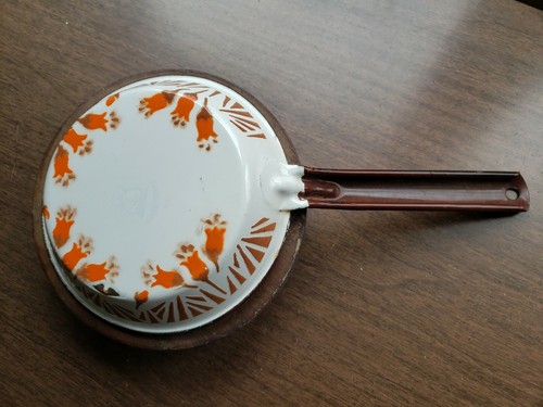 Vintage Czech Patterned Enamel 6" Fry Pan - Picture 2 of 8