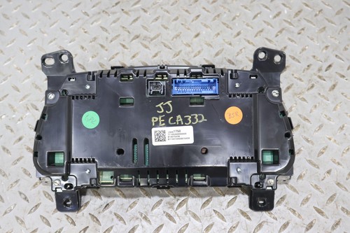 2014 Cadillac ELR OEM Digital Speedometer Cluster (Tested) 23461750 - Picture 9 of 14
