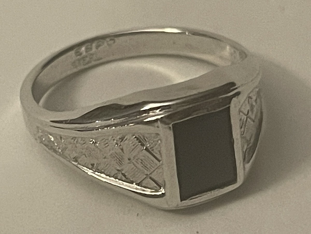 SALE VINTAGE SIGNED ESPO STERLING SILVER AND ONYX RING SIZE 8 1 2