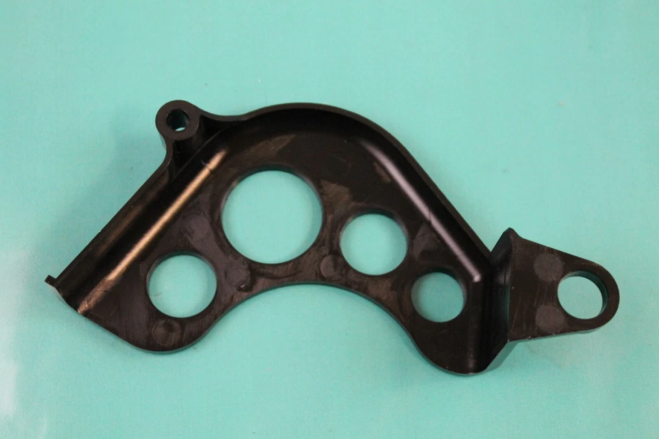 雅马哈 YZ250 1983 - 1987 链轮保护套 全新 23X-15421-00 YZ490 YTZ250 WR500 — 第 3/4 张图片