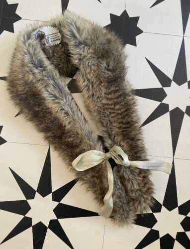 Faux Fur Collar - Picture 2 of 4