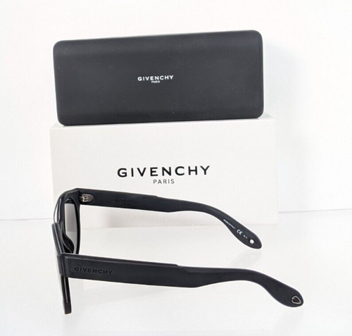 Brand New Authentic GIVENCHY GV 7017/S Sunglasses VETE5 7017 Frame - Picture 4 of 7