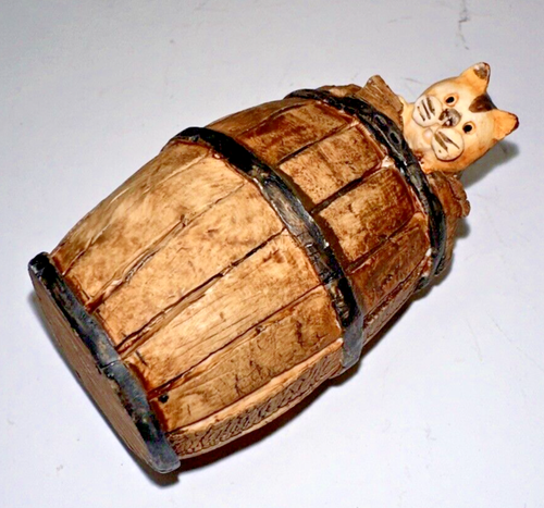 Vintage Peter Fagin Cats Cat On A Barrel Collectable Figurine - Picture 2 of 3