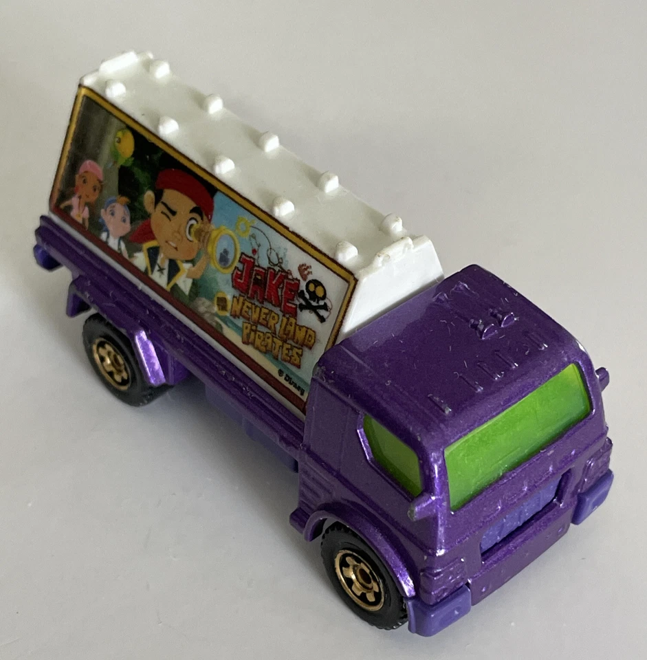 2013 Matchbox Disney Jake and the Never Land Pirates Exclusive Billboard Truck - Image 2 of 4