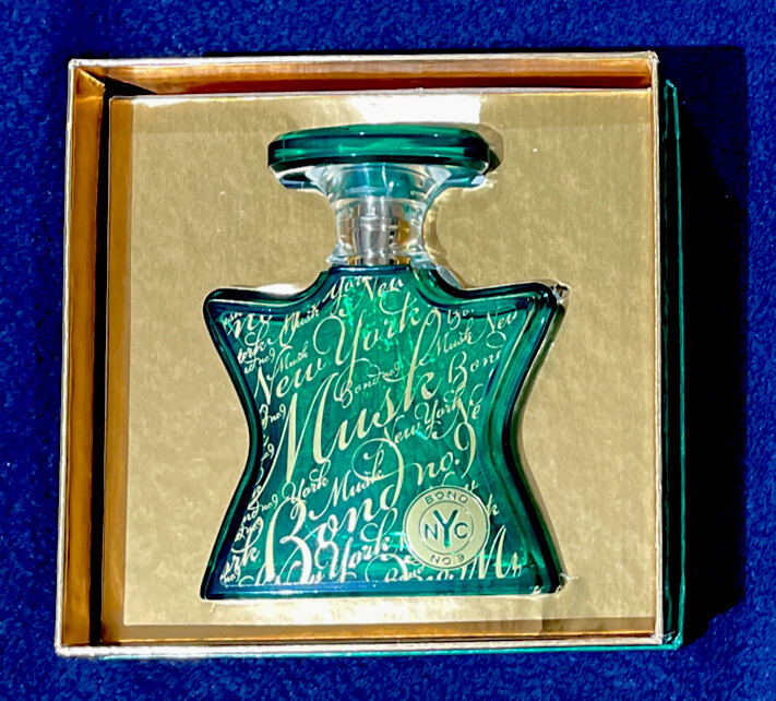 New York Musk by Bond No. 9 Eau De Parfum Spray (Unisex) 1.7