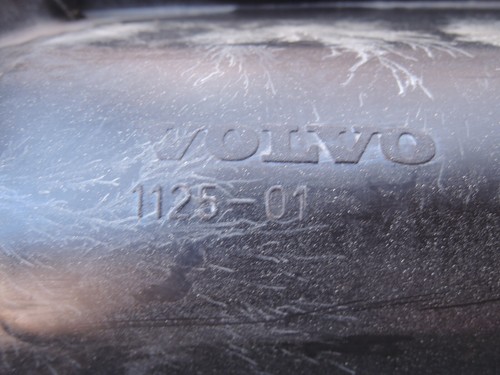 ALERÓN DE BARBILLA DELANTERA VOLVO 740 usado original parte Volvo #1125-01 Volvo 740 1982-92 - Imagen 2 de 15