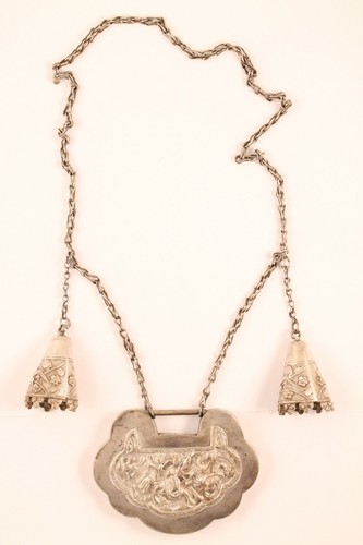 Chinese Ruyi Lock Bell Silver Necklace Deep Repousse Qing Dynasty - Picture 5 of 11