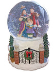 Christmas Carolers Snow Globe Musical Windup Plays “Wish You A Merry Christmas”