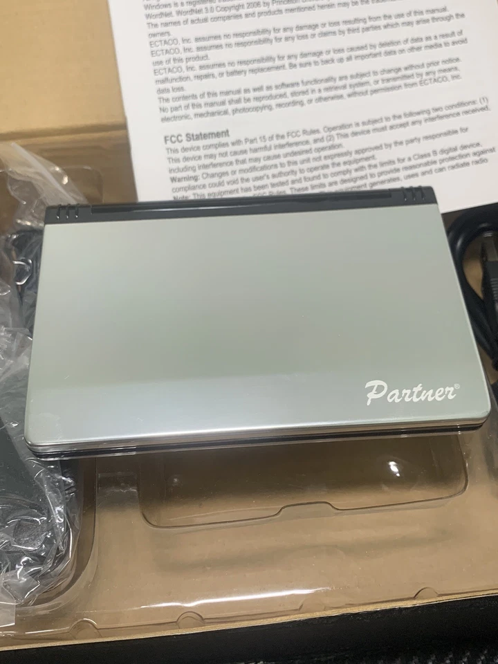 Diccionario electrónico multilingüe de lujo ECTACO Partner 13MT900 - ¡NUEVO! ¡RÁPIDO! Foto 4 de 4