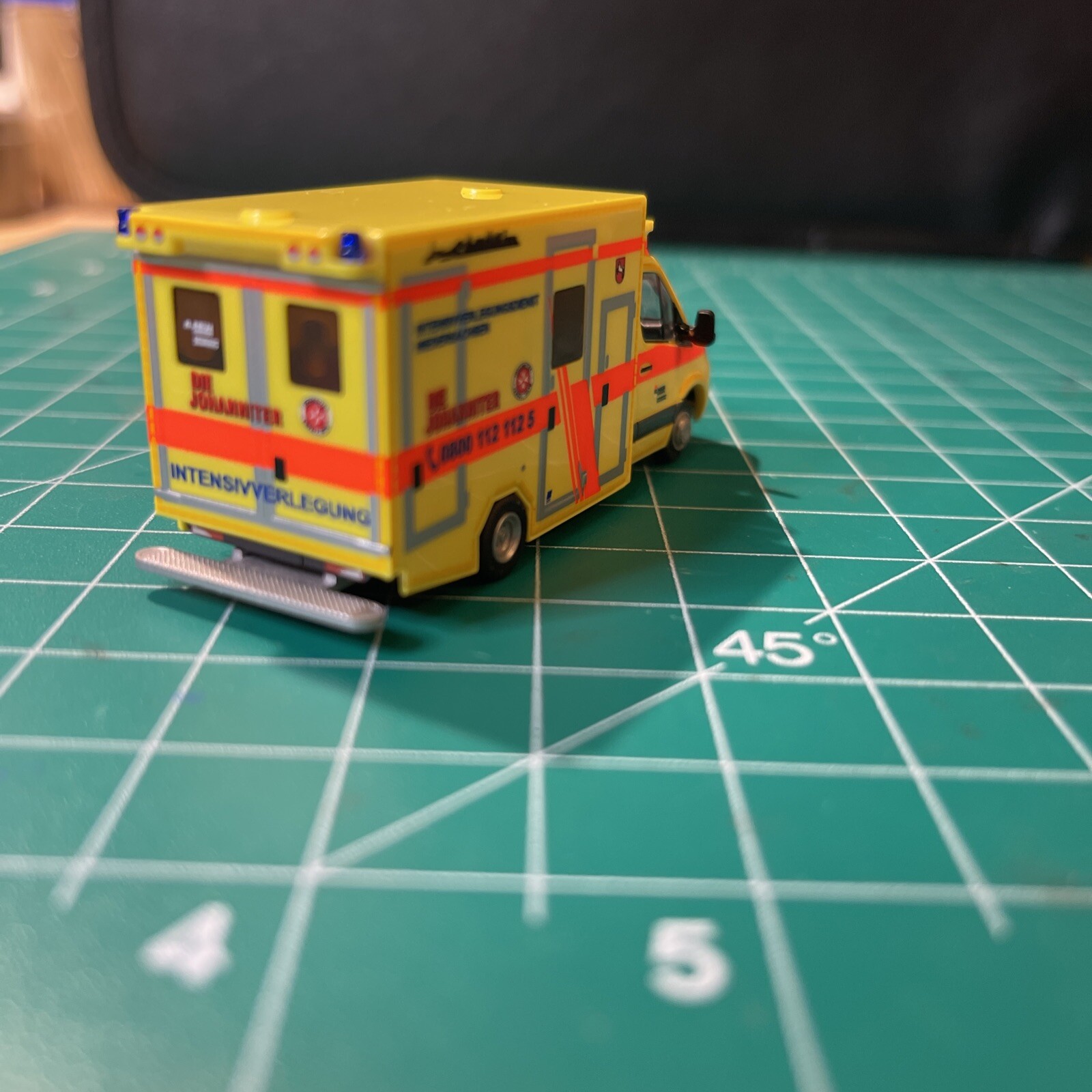Picture 4 of 5