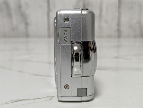 PENTAX Pentax OptioS Optio M20 3.2MP Digital Camera - Silver Japan - Picture 4 of 6