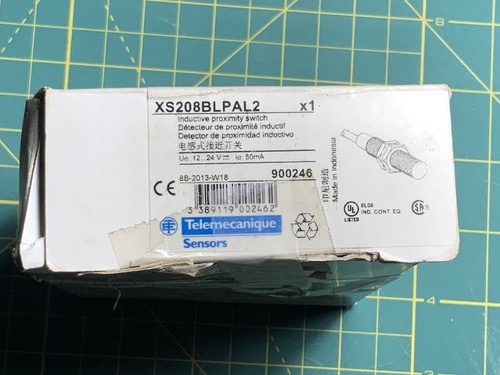 Telemecanique Sensors Xs208blpal2 Proximity Sensor,Inductive - Picture 2 of 2