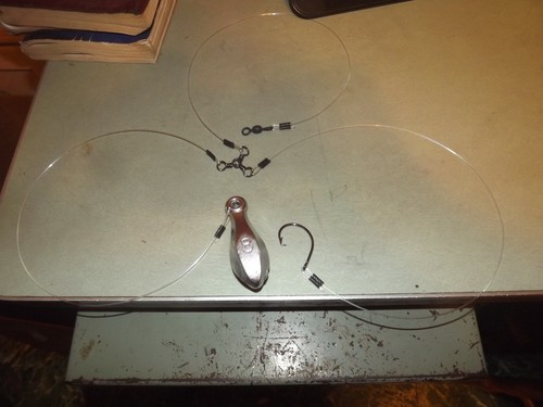 4 PACK GROUPER OR SNAPPER RIG WEIGHTED WITH 8OZ BANK SINKER. - Picture 3 of 4