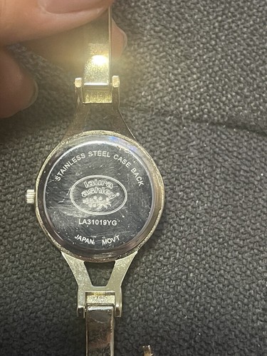 Laura Ashley Women's Metal Thin Bangle Floral Dial Watch. - Picture 4 of 4