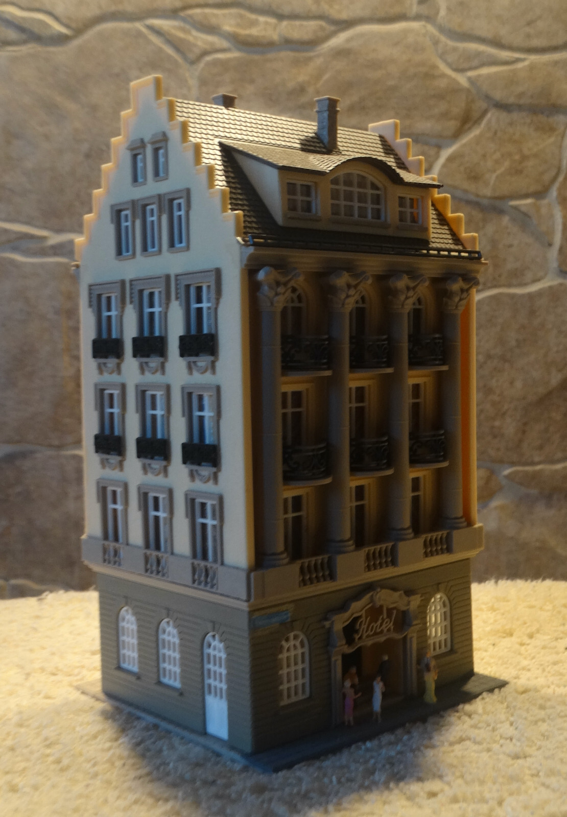 Bild 1 von 6