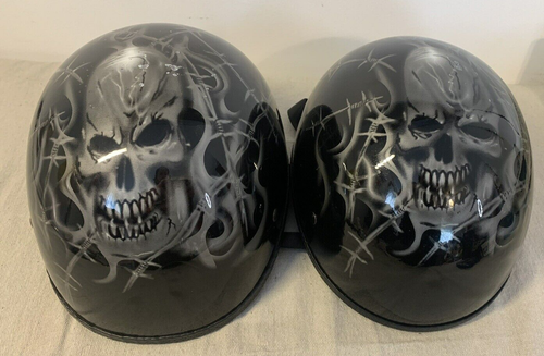 Vega Helmets Skull Barbwire Motorcycle Half Helmets Sunshield XLarge and Medium - 第 1/14 張圖片