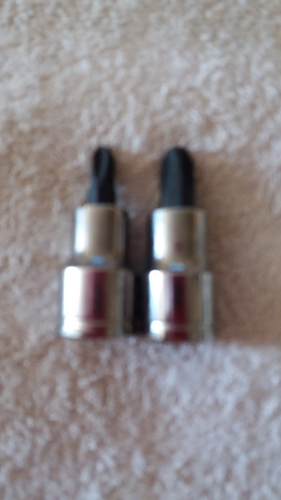 blue-point 3/8 drive phillips 3+4 driver socket bits. - Picture 2 of 4