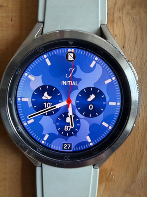 Samsung Galaxy Watch4 Classic SM-R890 46mm Edelstahlgehäuse mit Ridge Sport Band