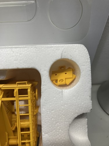 Atlas #6310-2 TP & W 10007 ACF 3-Bay Cylindrical Hopper, Atlas O 1/4 Scale - Picture 3 of 17