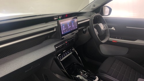 2025 Citroen C3 Standard Range 44kWh MAX Hatchback 5dr Electric Auto (7.4kW Char - Picture 2 of 24