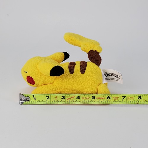 Pokemon schlafendes Plüsch Pikachu liegend Frottee flauschig Nintendo Puppe 6 Zoll - Bild 7 von 8
