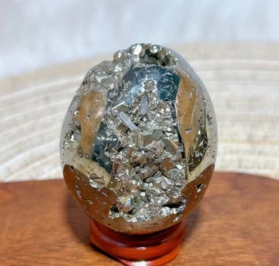1x Œuf De Cristal En Pyrite Minéral Ovale Brute Pierre Naturelle Géode Ouverte - Photo 1/2