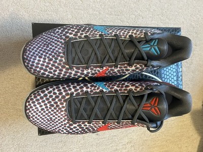 NEW - Size 13.5 - Kobe 6 Proto All Star Hollywood 3D with 3D glasses IQ3902-002