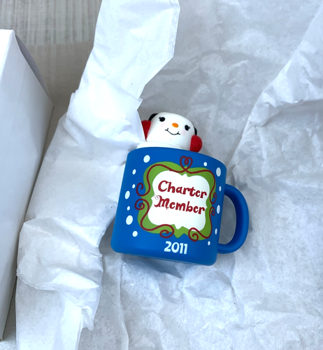 2011 Hallmark Ornament Charter Member Gift Repaint Mug o' Merry Special Club - Picture 2 of 7