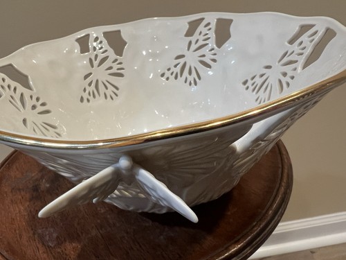 Lenox Butterflies & Lace 10” Ivory Porcelain Bowl w/ 24K Gold Trim – Perfect - Picture 3 of 10
