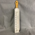 Vintage Candy & Deep Fry Thermometer 550 Degree Range Made in USA Wood Handle