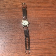 SWISS ARMY 3888 VICTORINOX WATCH: 300M-1000FT H2O RESISTANT/ LEATHER/ STAINLESS