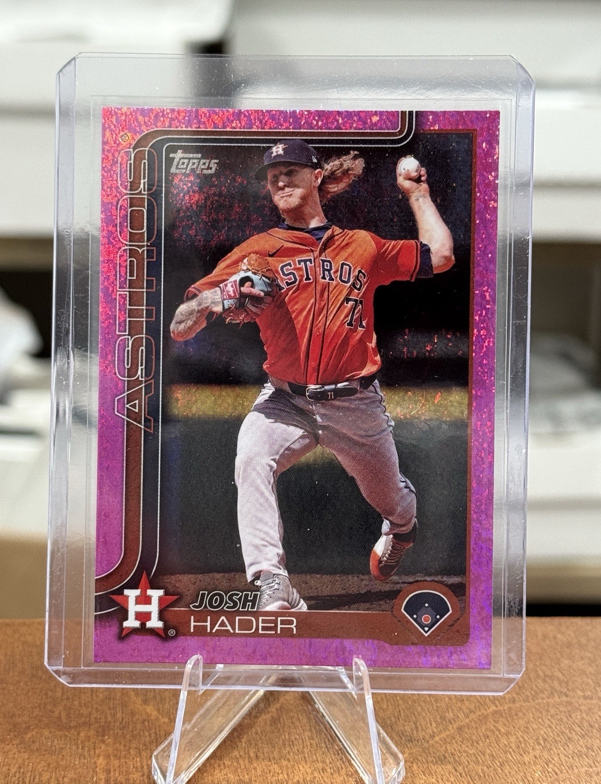 2025 Topps Series 1 JOSH HADER PINK HOLO FOIL Houston Astros