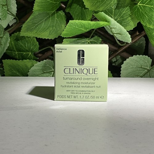 Clinique Turnaround revitalisierende Feuchtigkeitscreme über Nacht 1,7 oz/50 ml