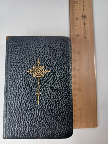 1947 Ave Maria - A Manual of Catholic Devotions - Leather Pocket Size - Picture 14 of 14