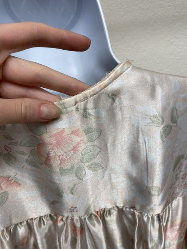 Vintage Unlabeled Peach Floral Pleated Button Up Full Length Nightgown - Picture 8 of 9