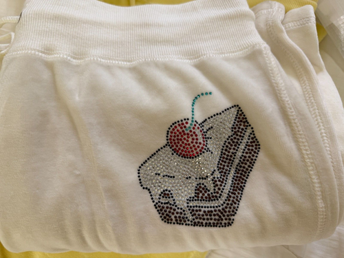 NEU Evil Damen Velours Jogginghose weiß mit Strass Kuchen Made in USA - Bild 3 von 6
