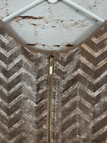 NEW Bebe sequin tank top womens small y2K 90s chevron gold sleeveless swiftie - Afbeelding 7 van 7