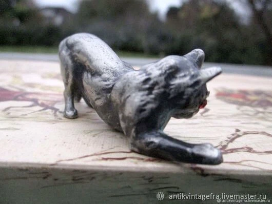 Sculpture figurine ancienne Chat en étain milieu du XXème siècle - Photo 4/4