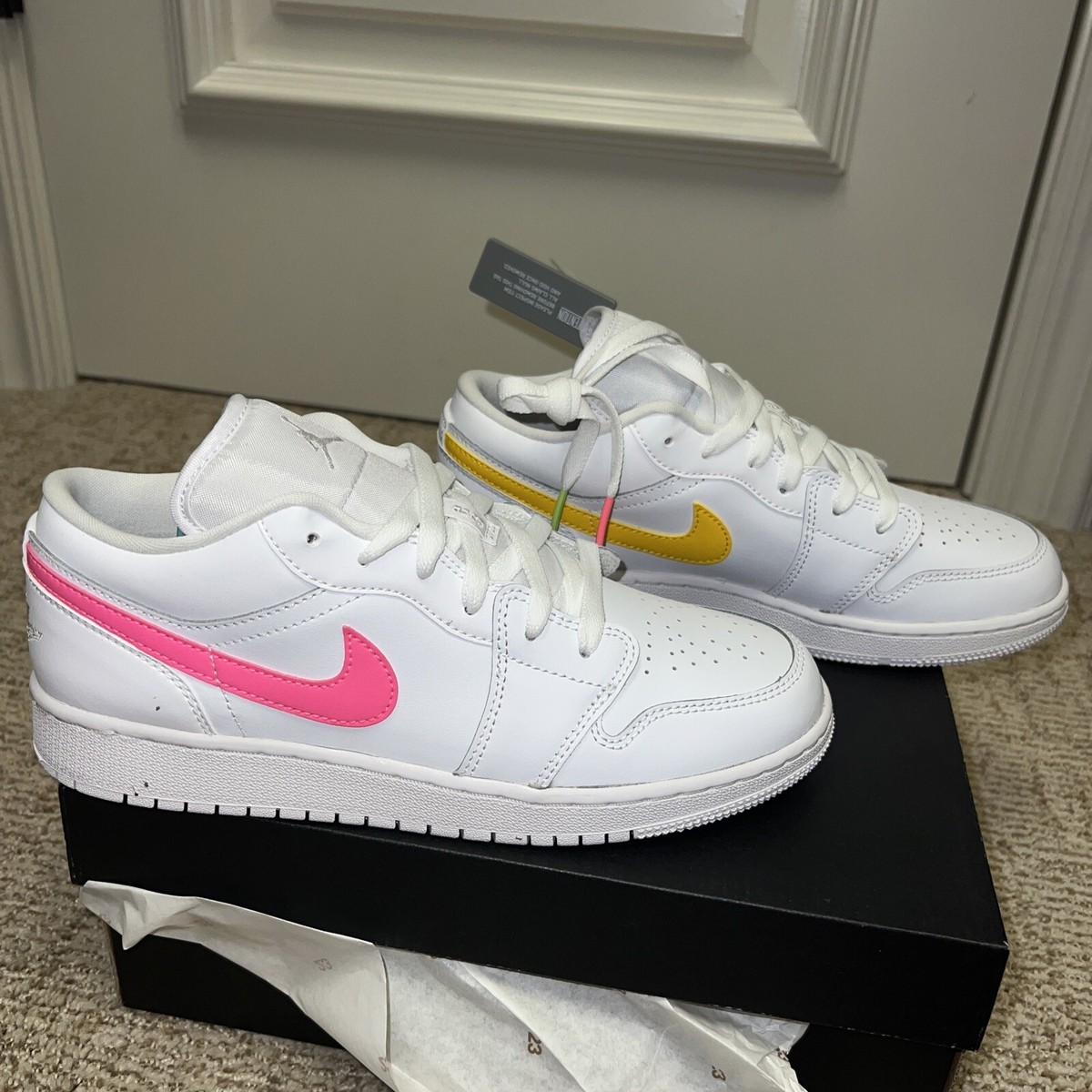 NIKE air jordan 1 low(GS) 未使用 GS) Air Jordan 1 Low SE 'Mismatched Chicago' FB4420-616