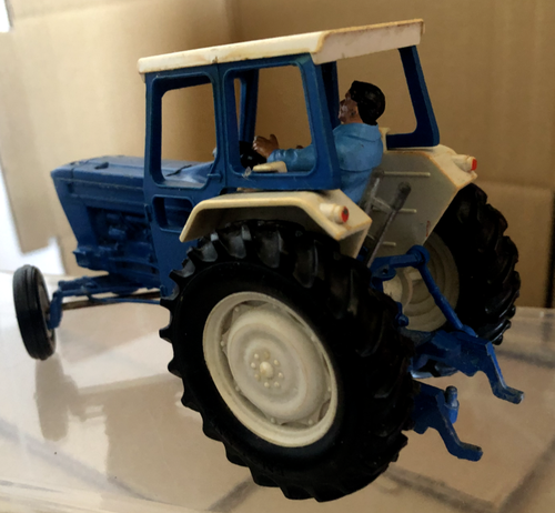 Britains Ltd. 9524 Ford 6600 1970’s Tractor & 1973 Tipping Trailer - Foto 5 di 24