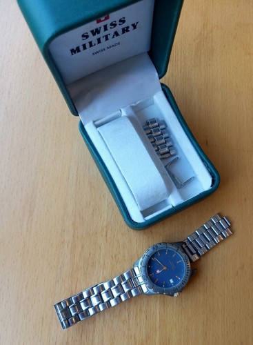 Reloj SWISS MILITARY con caja, swiss made, reloj de pulsera - Imagen 3 de 9