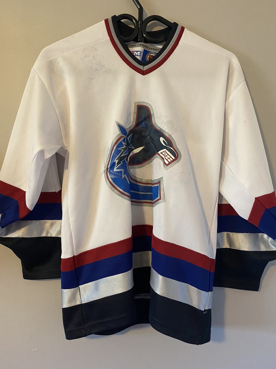CCM - NHL Vancouver Canucks ユニフォーム Vancouver Canucks CCM Jersey Youth L/XL Signed | eBay